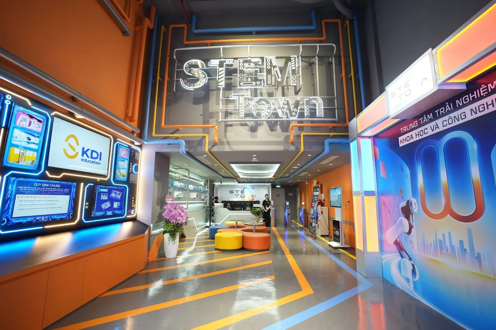 Không gian khoa học và công nghệ bên trong Stemtown